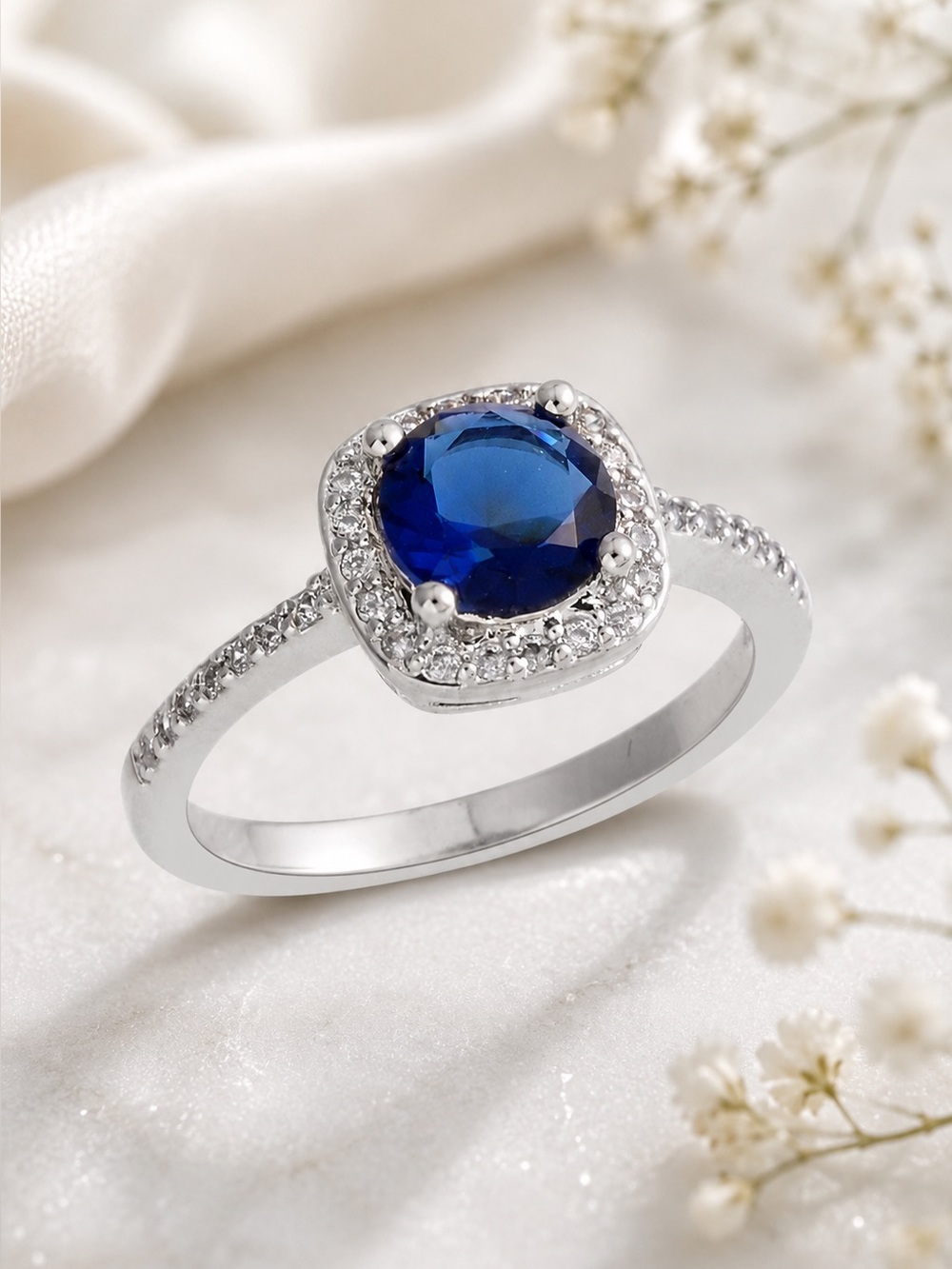Blue and White CZ Silvertone Halo Ring Size 9.5 – 0.91 Ctw Sapphire Blue Ring